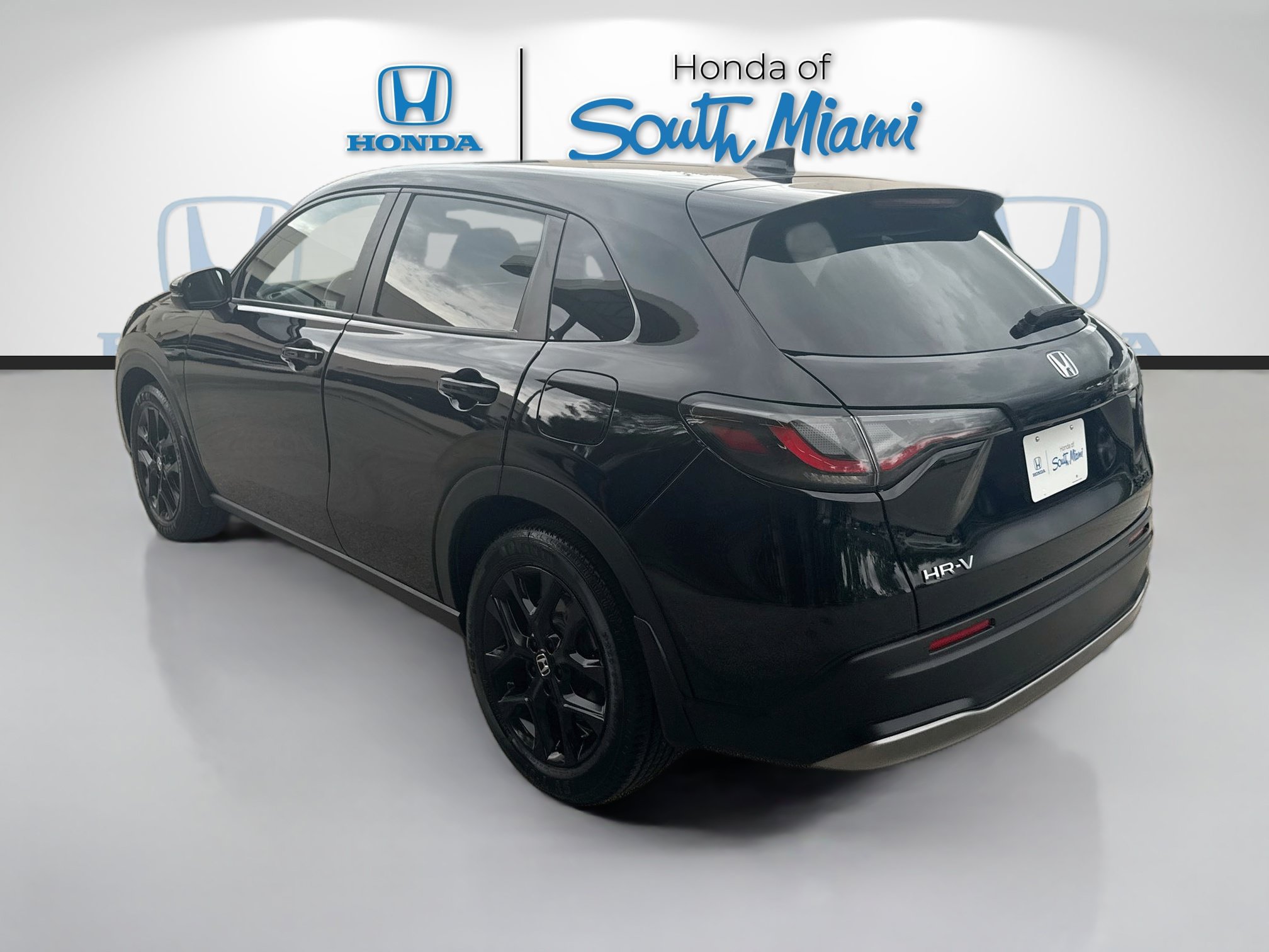 Used 2024 Honda HR-V Sport image 5