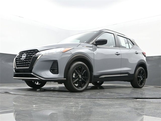 Used 2024 Nissan Kicks SR w/ SR Premium Package image 26