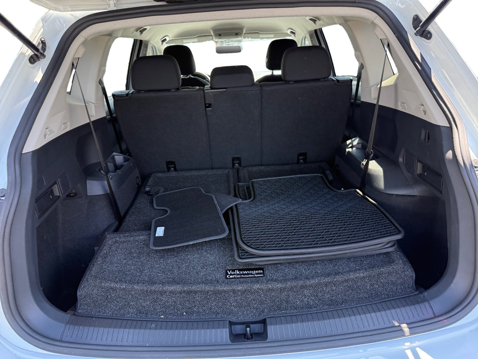 Used 2019 Volkswagen Tiguan S FWD image 17