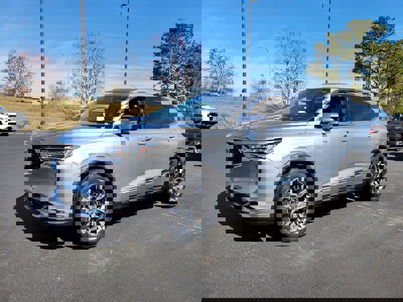 Used 2022 Acura MDX SH-AWD w/ Technology Package image 3