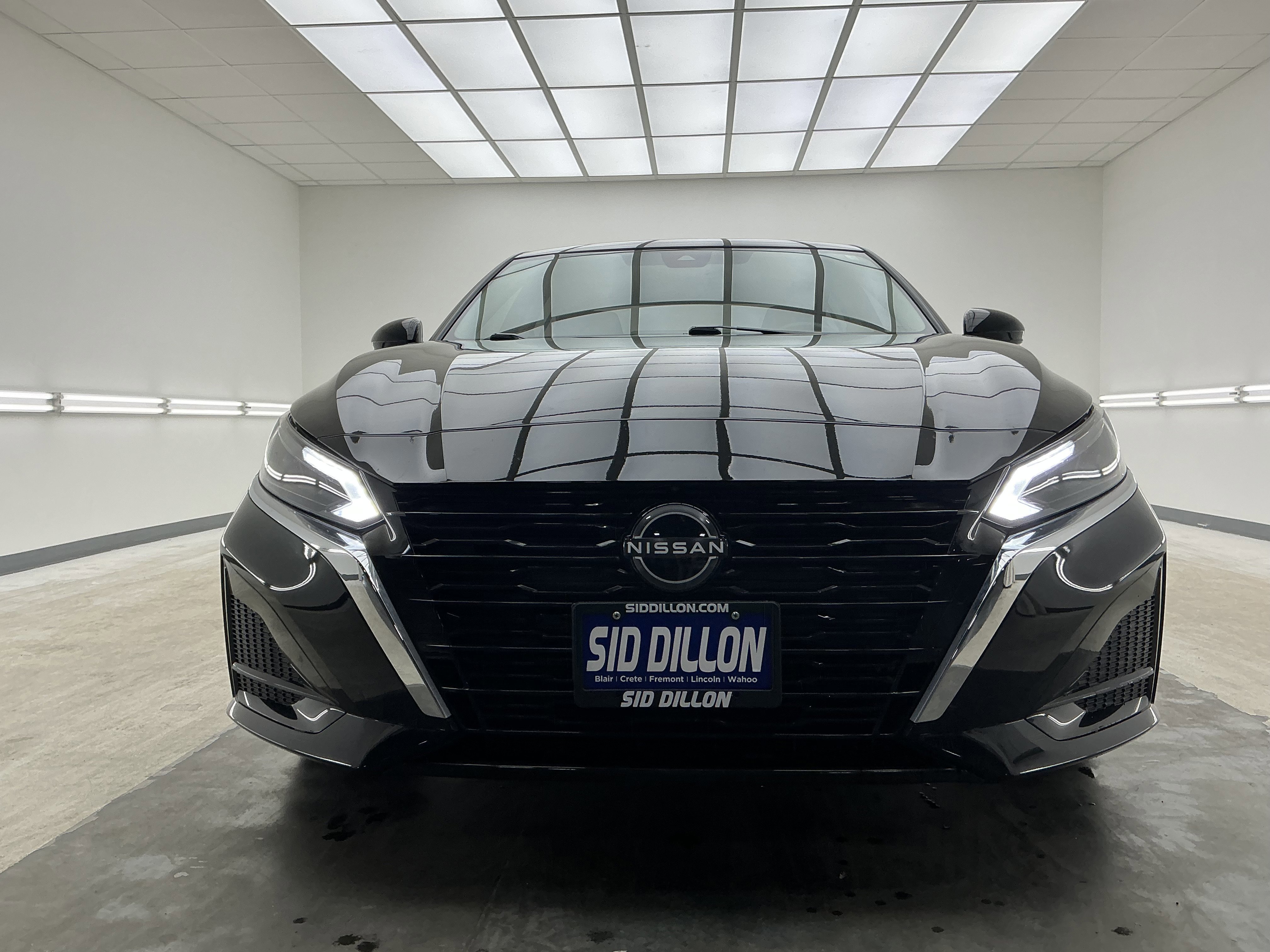 Used 2024 Nissan Altima 2.5 SL image 2