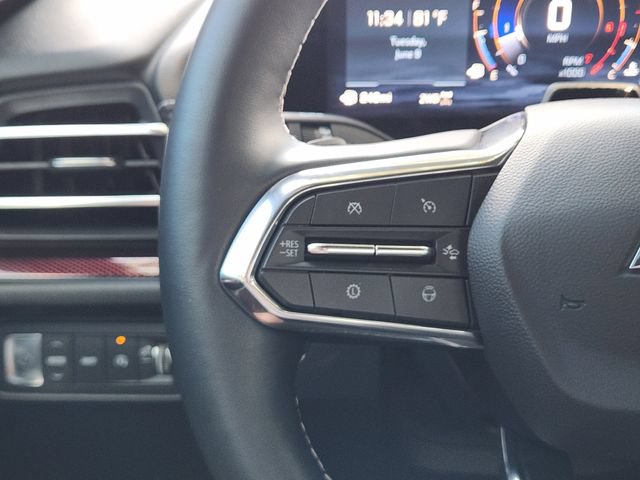 Used 2025 Chevrolet Traverse Z71 w/ Enhanced Driving Package AWD/4WD image 29