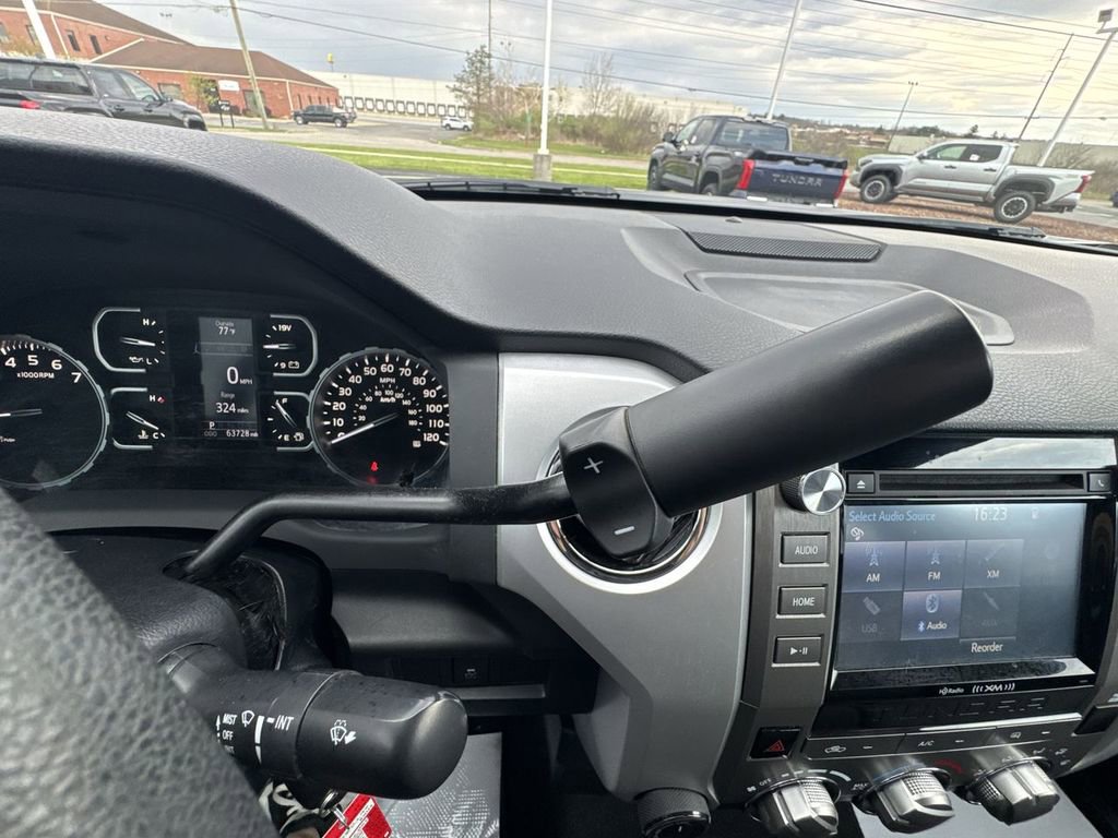 Used 2018 Toyota Tundra SR5 image 26