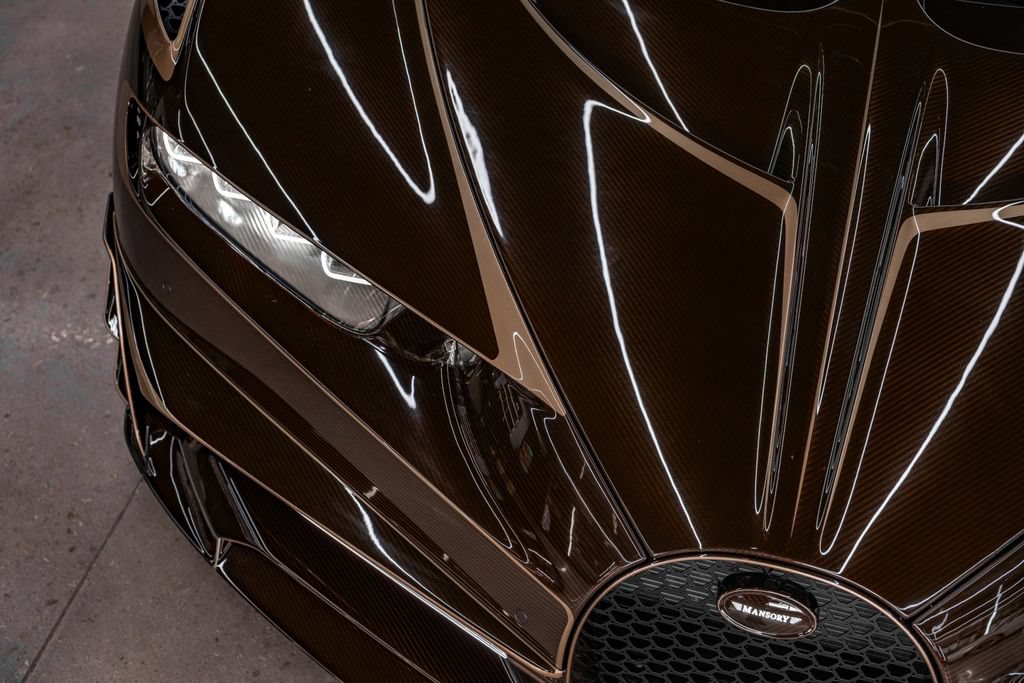 Used 2020 Bugatti Chiron AWD/4WD image 9