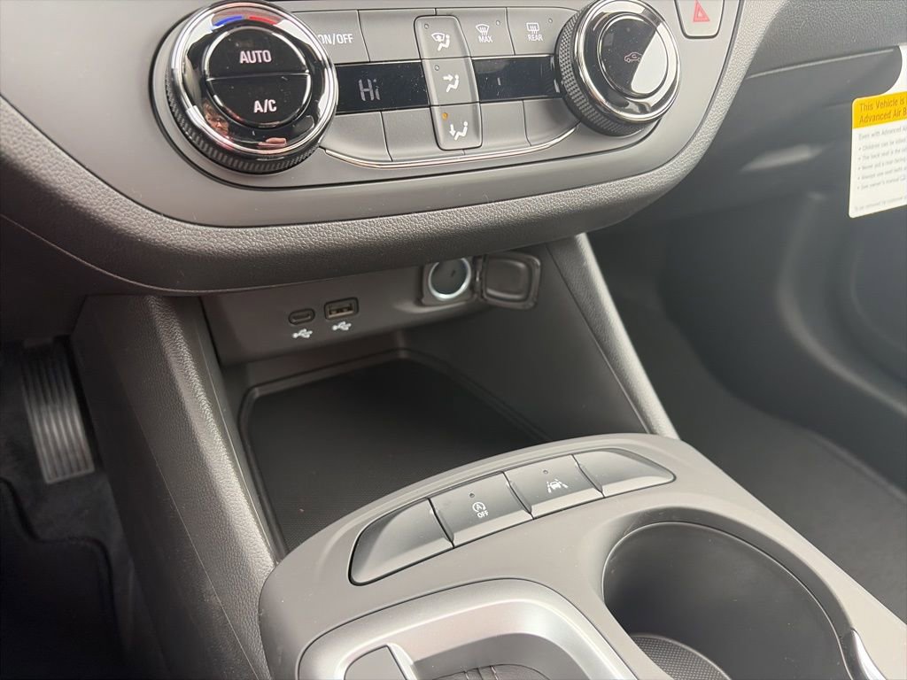 New 2026 Buick Envista Preferred image 18