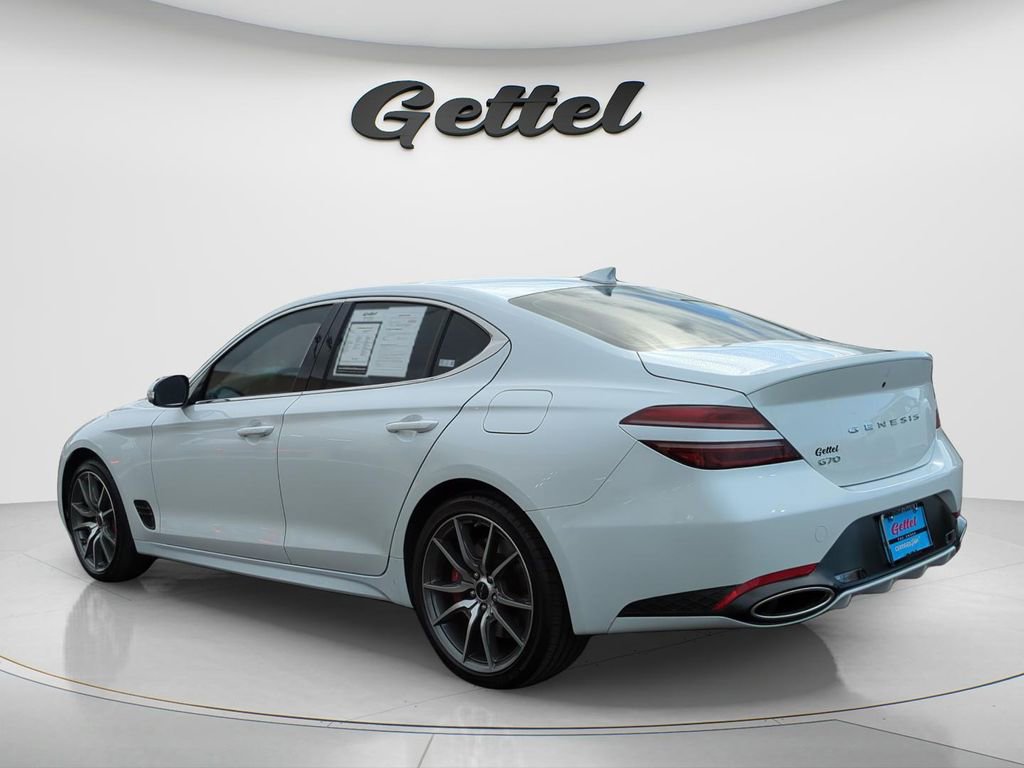 Used 2025 Genesis G70 2.5T image 6
