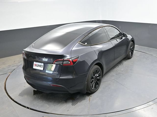 Used 2024 Tesla Model Y Long Range AWD/4WD image 26