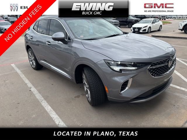 Used 2022 Buick Envision Avenir w/ Technology Package II FWD image 1