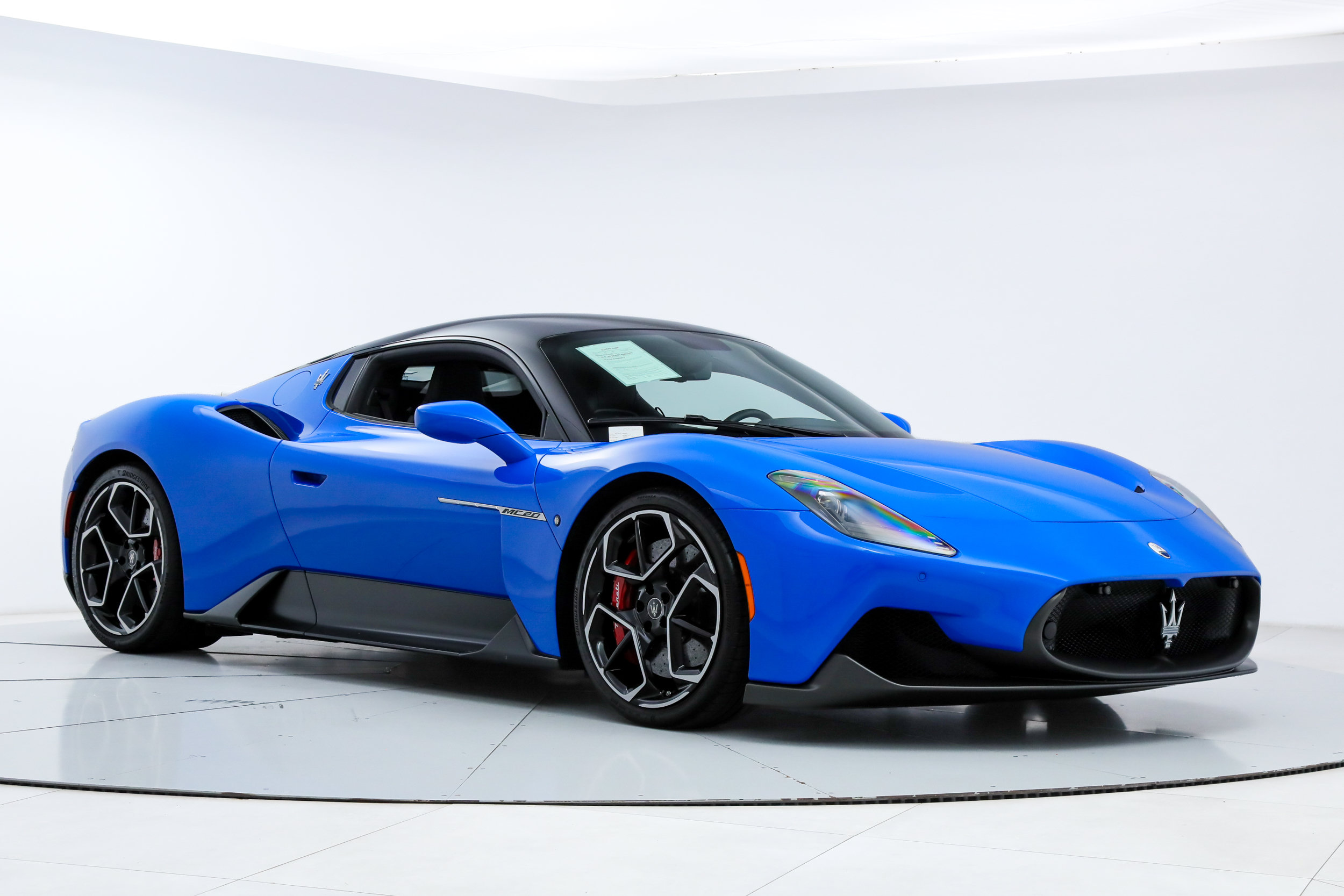 Certified 2022 Maserati MC20 Coupe RWD image 7