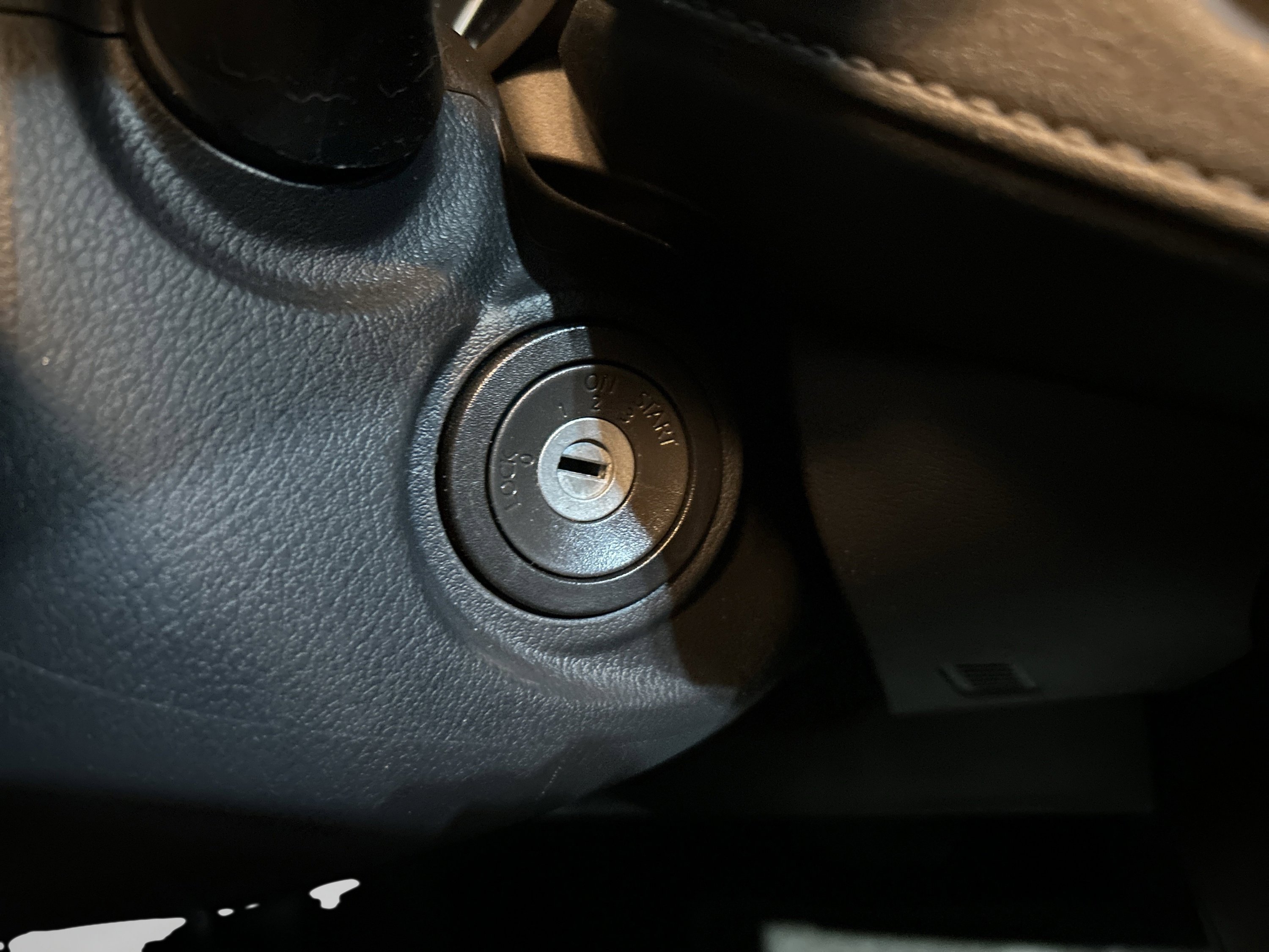 Used 2025 Nissan Versa S FWD image 19