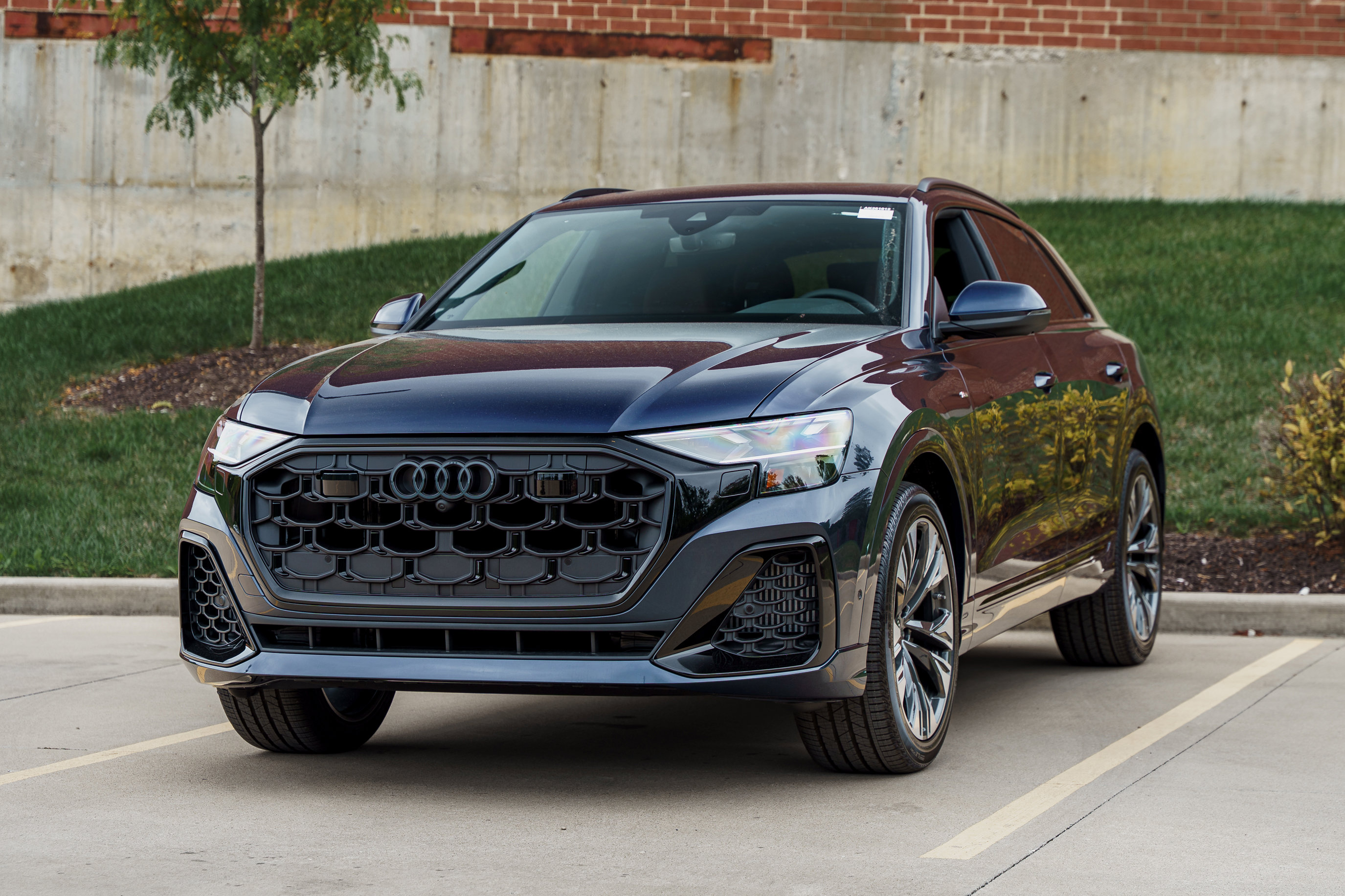 New 2026 Audi Q8 Premium Plus image 7