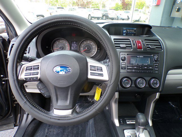 Used 2015 Subaru Forester 2.5i Limited AWD/4WD image 12