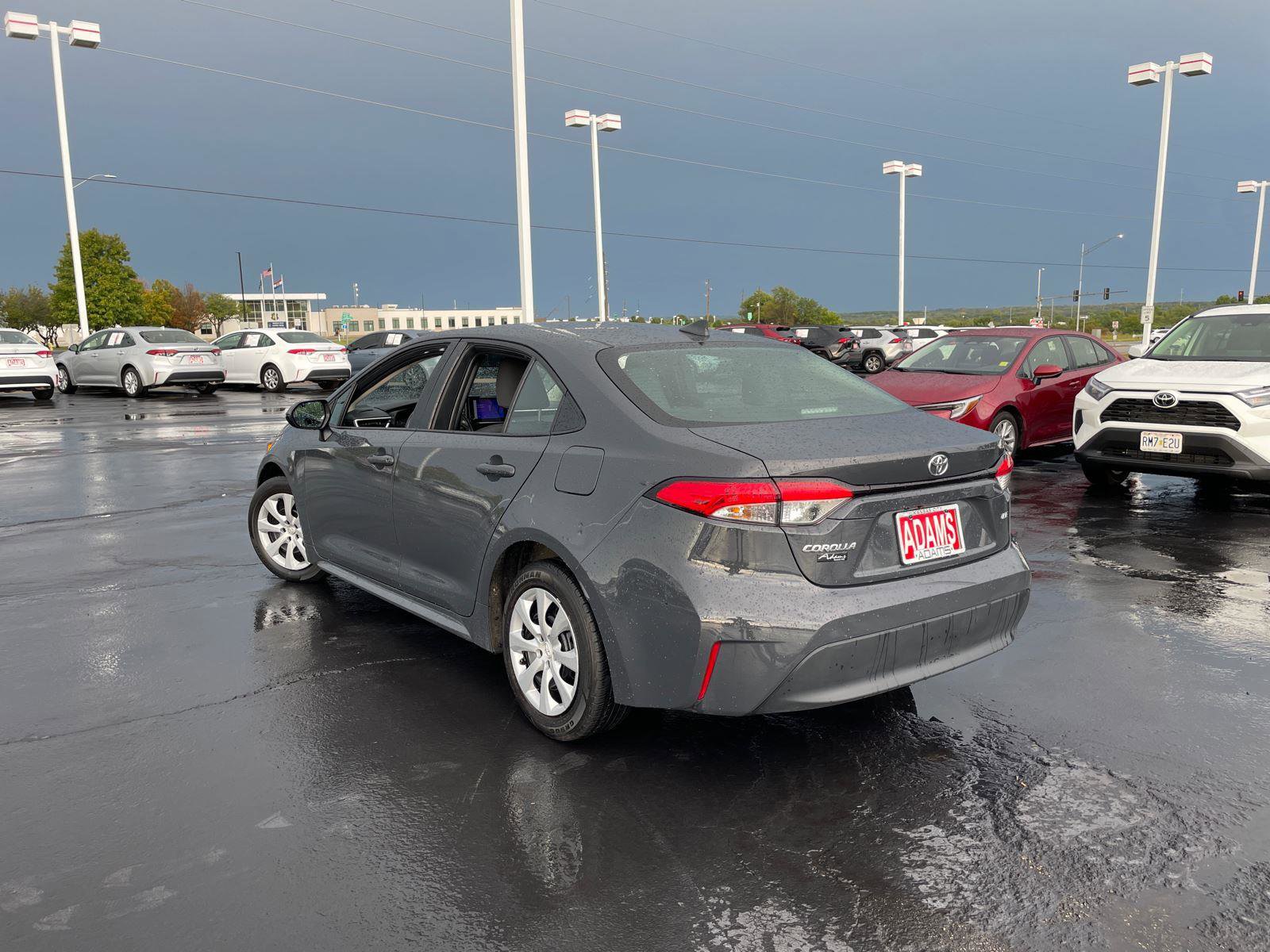 Used 2024 Toyota Corolla LE image 6