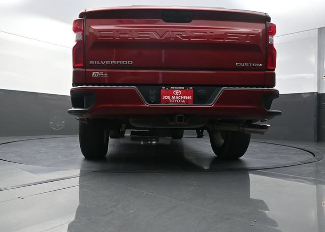 Used 2020 Chevrolet Silverado 1500 Custom w/ Custom Value Package AWD/4WD image 38