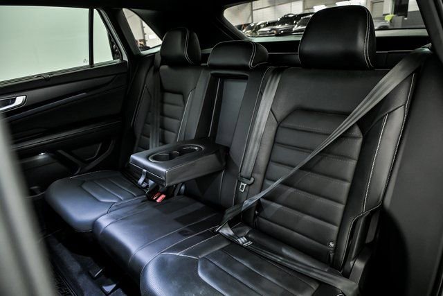 Certified 2024 Volkswagen Atlas Cross Sport SEL image 14