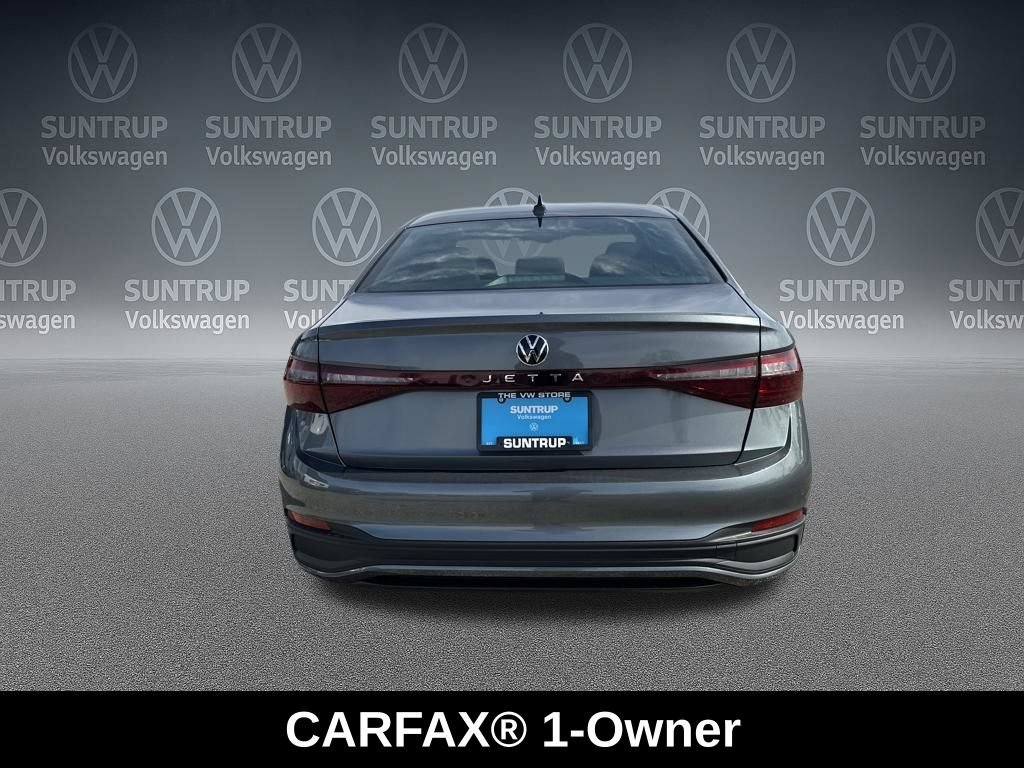 Used 2026 Volkswagen Jetta Sport FWD image 4