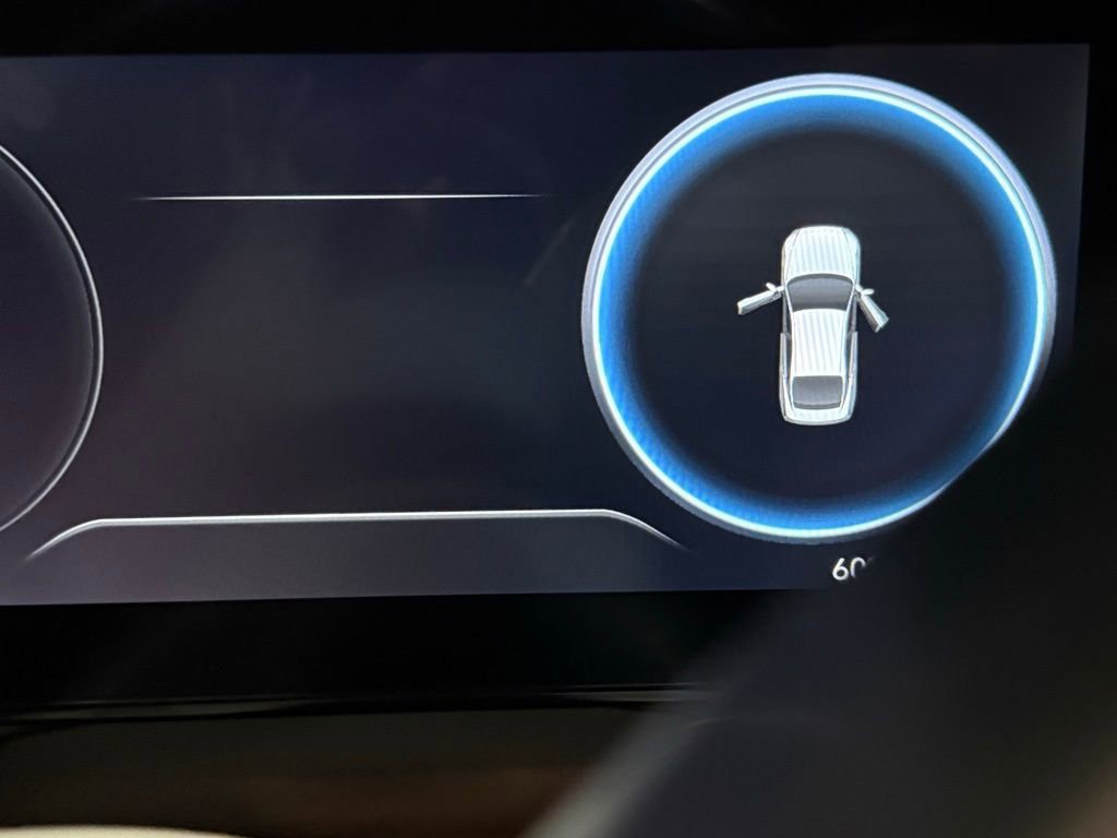 Used 2023 Hyundai Elantra SEL w/ Convenience Package image 7