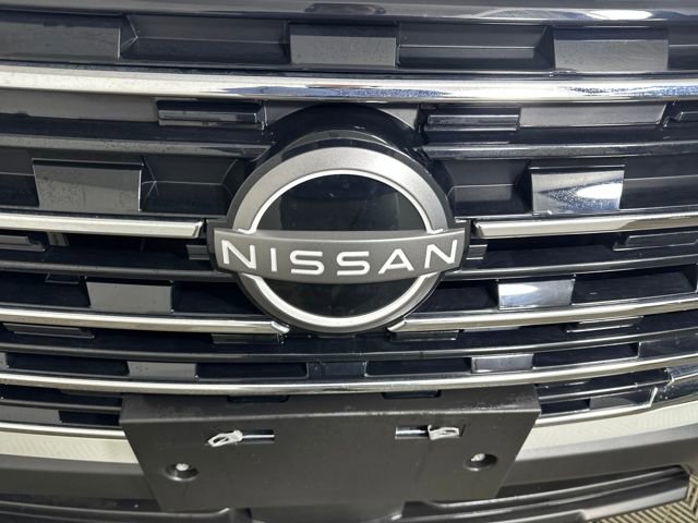 Certified 2025 Nissan Rogue SV image 9