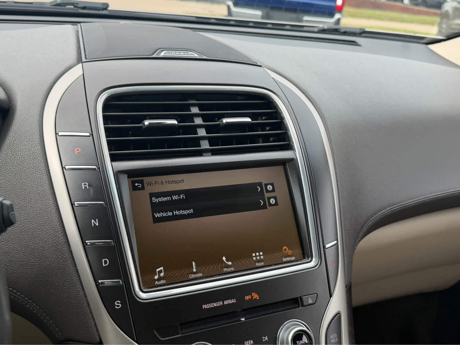 Used 2018 Lincoln MKX Select FWD image 33