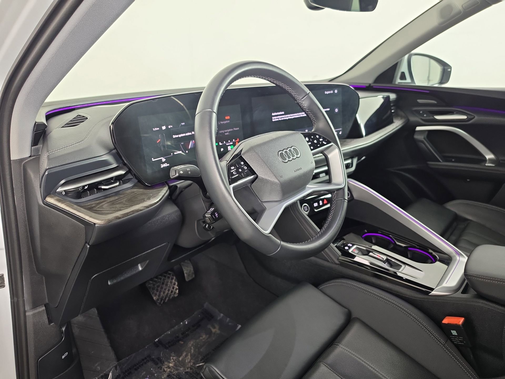 Certified 2025 Audi Q5 Premium Plus w/ Premium Plus AWD/4WD image 14