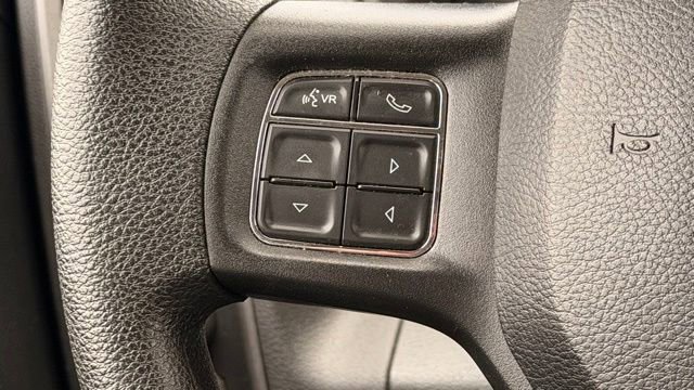 Used 2017 RAM 1500 Express AWD/4WD image 21