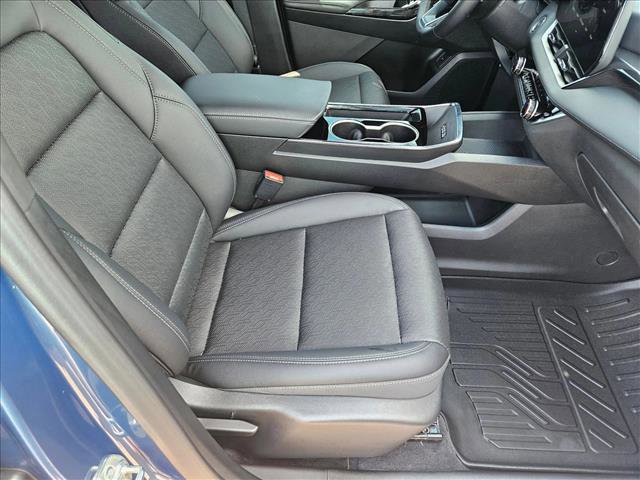 Used 2025 Chevrolet Equinox LT w/ Convenience Package II image 21