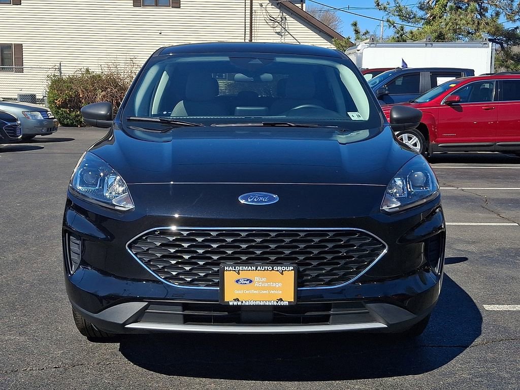 Certified 2022 Ford Escape SE w/ Cold Weather Package AWD/4WD image 2