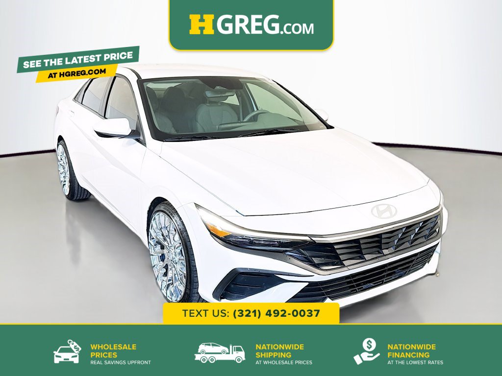 Used 2025 Hyundai Elantra SE