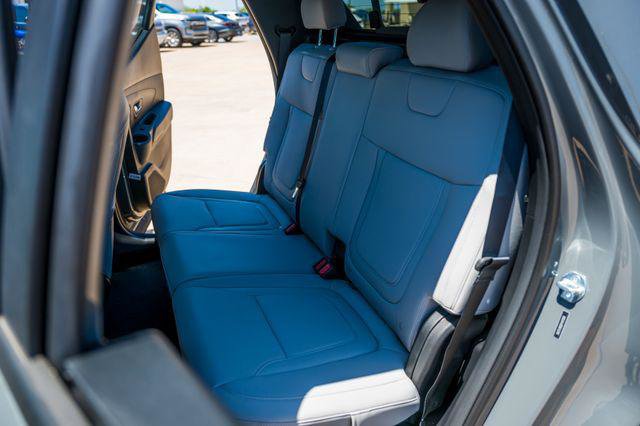 New 2026 Hyundai Santa Cruz SEL FWD image 11