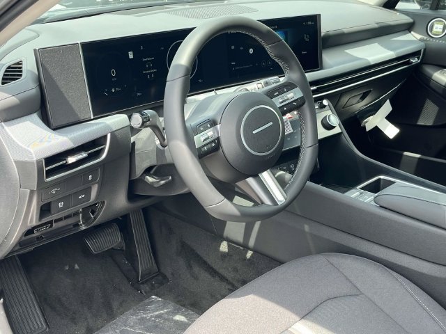 Certified 2025 Hyundai Sonata SEL FWD image 9