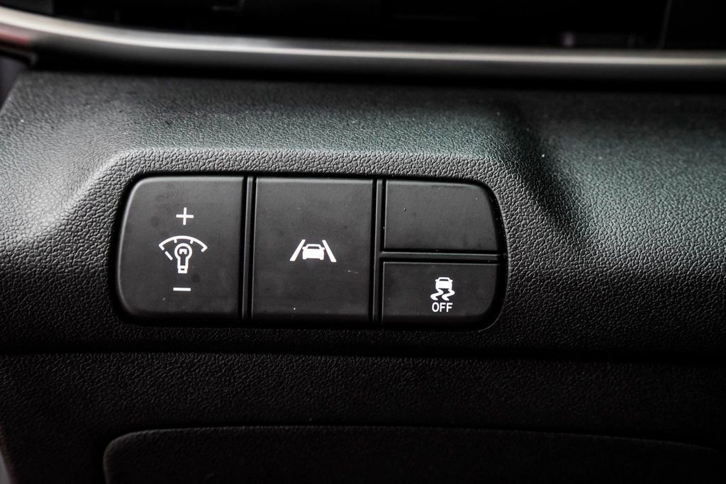 Used 2021 Hyundai Elantra SEL w/ Convenience Package image 39