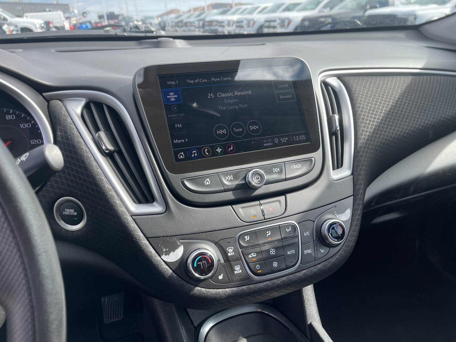 Used 2025 Chevrolet Malibu LT image 19