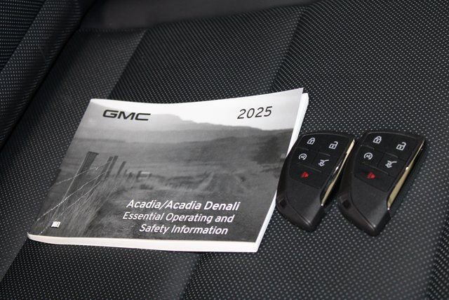 Used 2025 GMC Acadia Denali w/ LPO, Floor Liner Package image 38