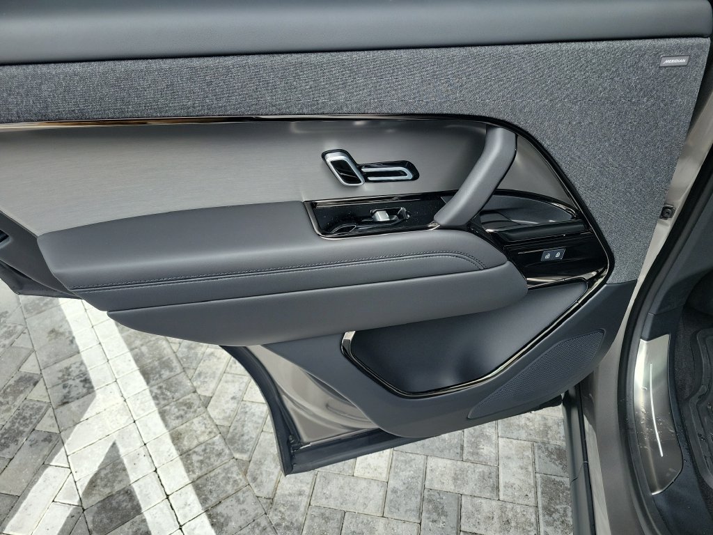 New 2026 Land Rover Range Rover Sport Dynamic SE AWD/4WD image 22