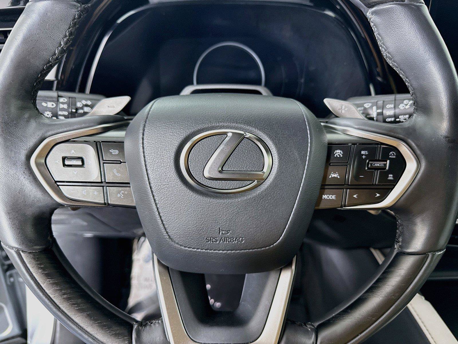 Used 2024 Lexus RX 350 Premium w/ Convenience Package FWD image 17