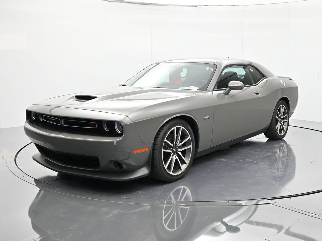 Used 2023 Dodge Challenger R/T image 1