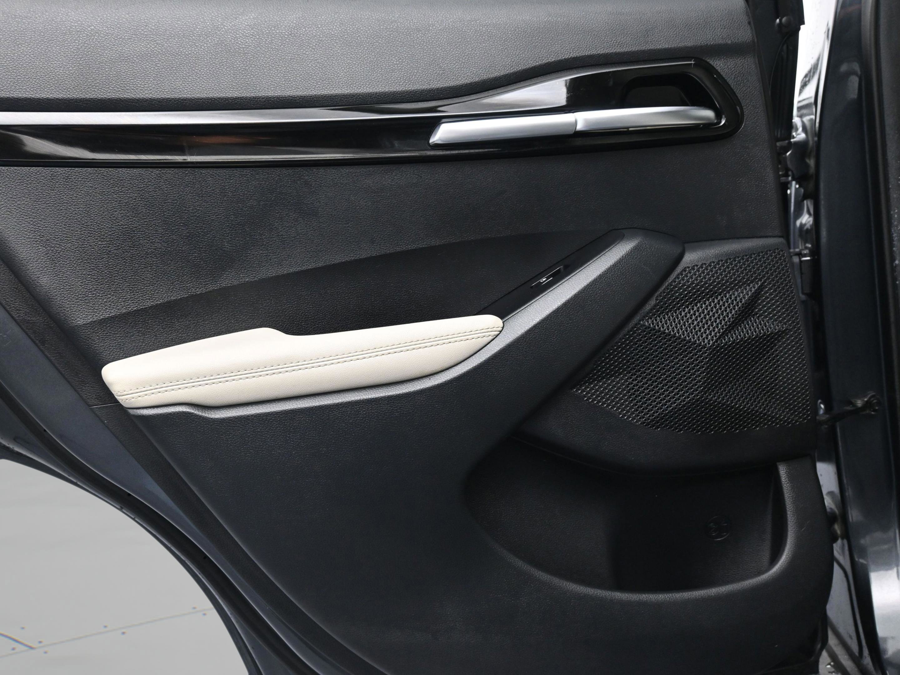 Used 2022 Kia Seltos EX image 32