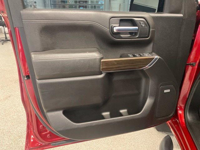 Used 2019 Chevrolet Silverado 1500 LT Trail Boss AWD/4WD image 30