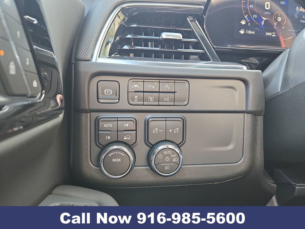 New 2026 Chevrolet Suburban RST image 22