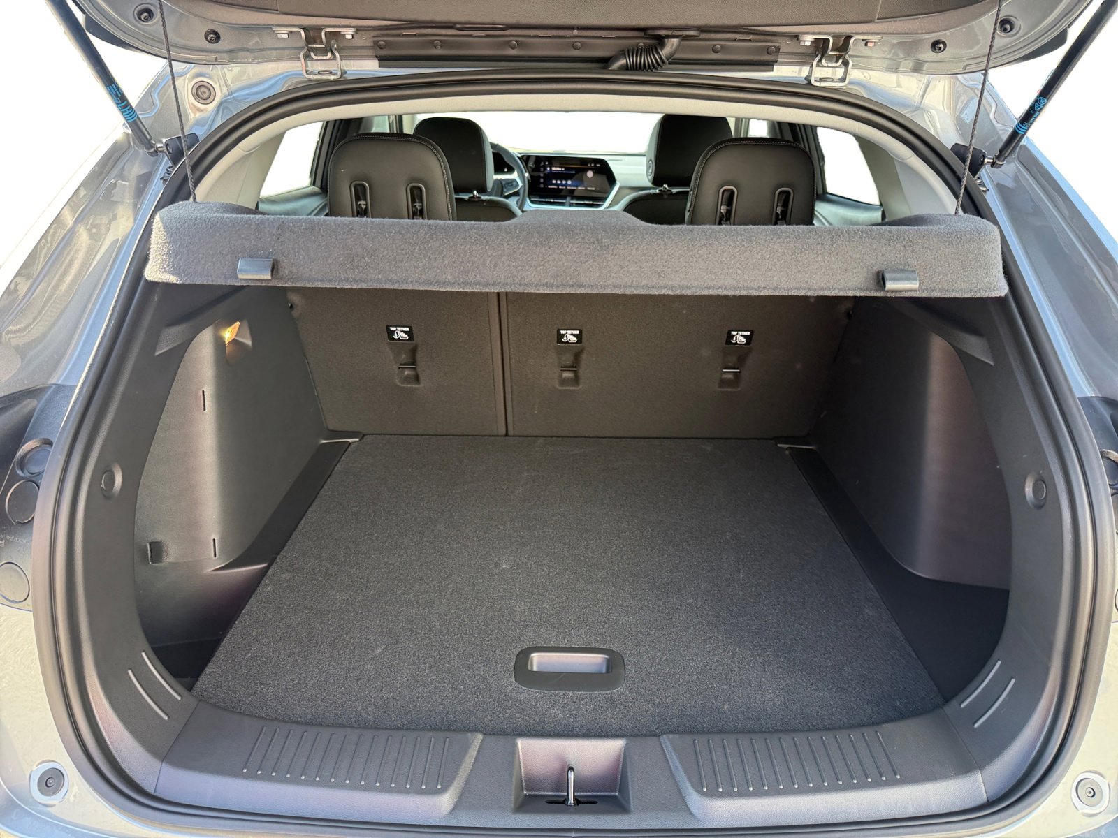 New 2026 Chevrolet Trax LT w/ Driver Confidence Package image 17