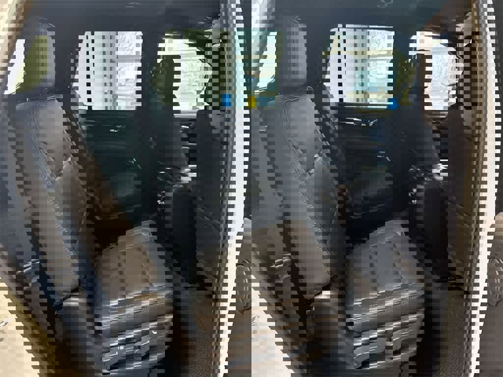 Used 2021 GMC Yukon Denali image 21