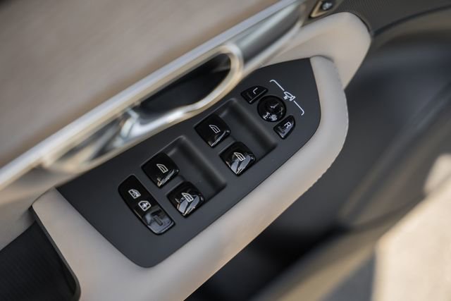 New 2026 Volvo XC90 B6 Ultra w/ Lounge Package AWD/4WD image 40
