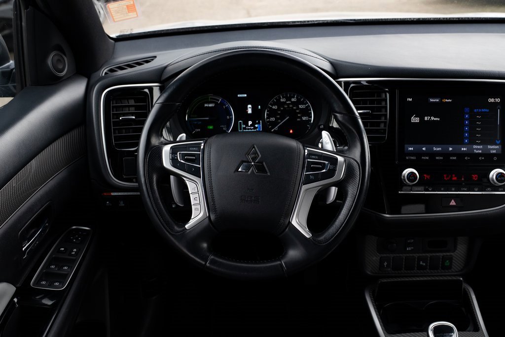 Used 2022 Mitsubishi Outlander LE image 11