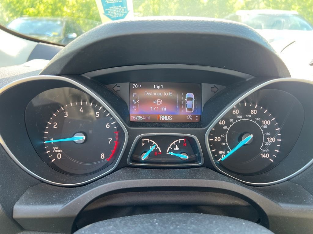 Used 2017 Ford Escape Titanium w/ Equipment Group 301A AWD/4WD image 6