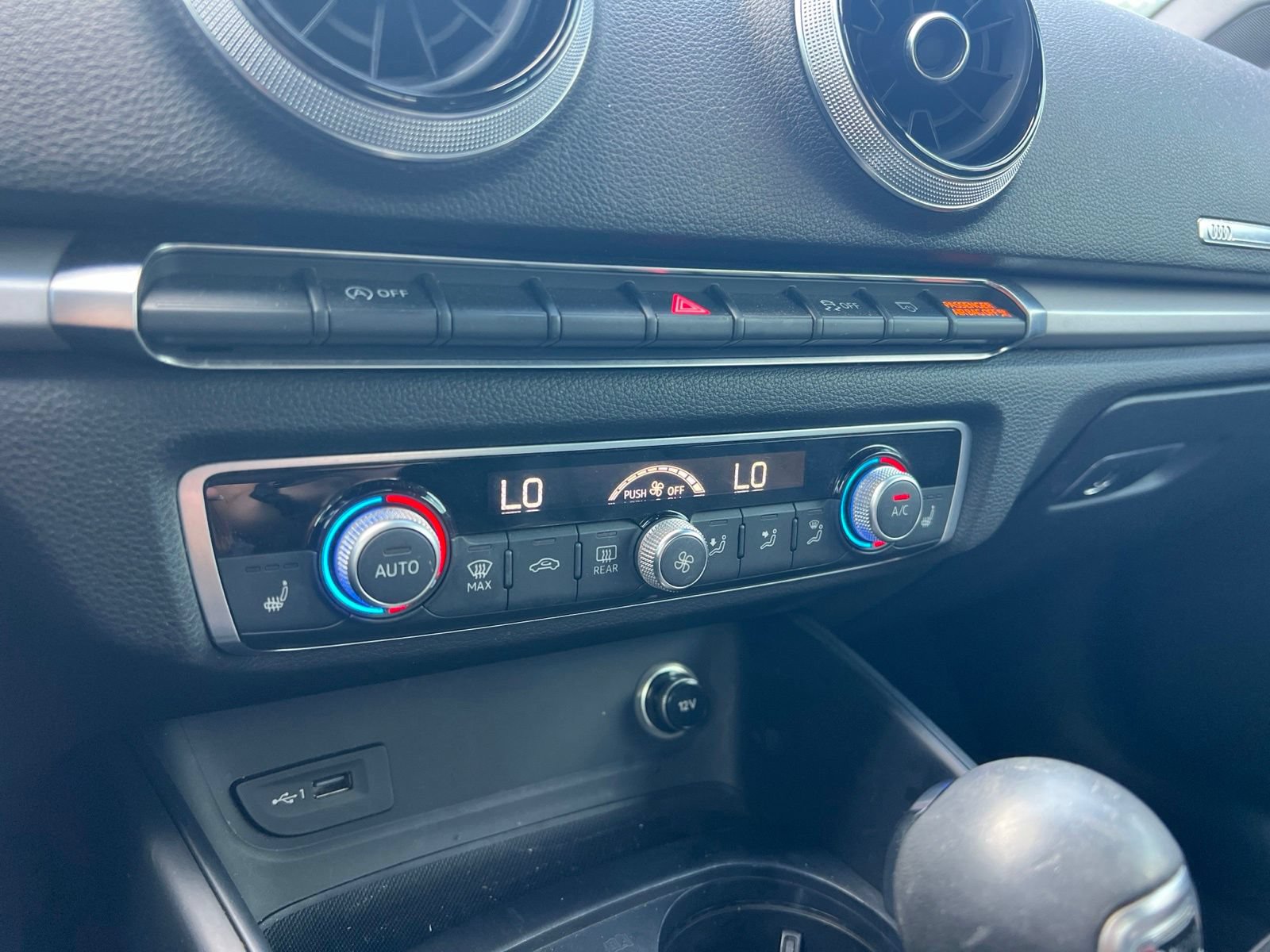 Used 2019 Audi A3 2.0T Premium FWD image 10