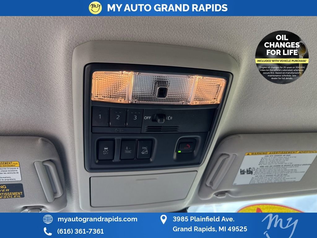 Used 2024 Toyota 4Runner SR5 Premium image 23