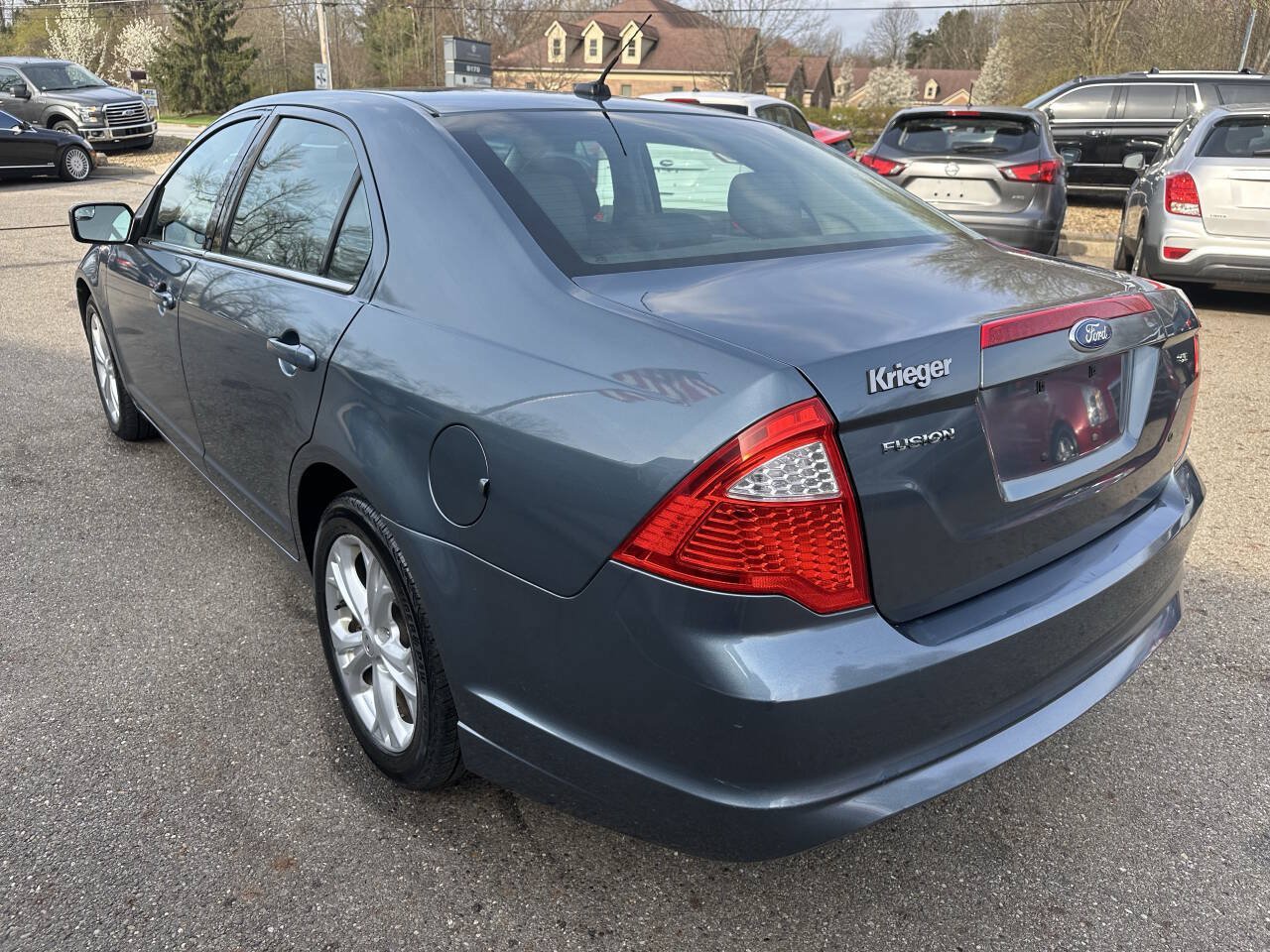 Used 2012 Ford Fusion SE FWD image 4