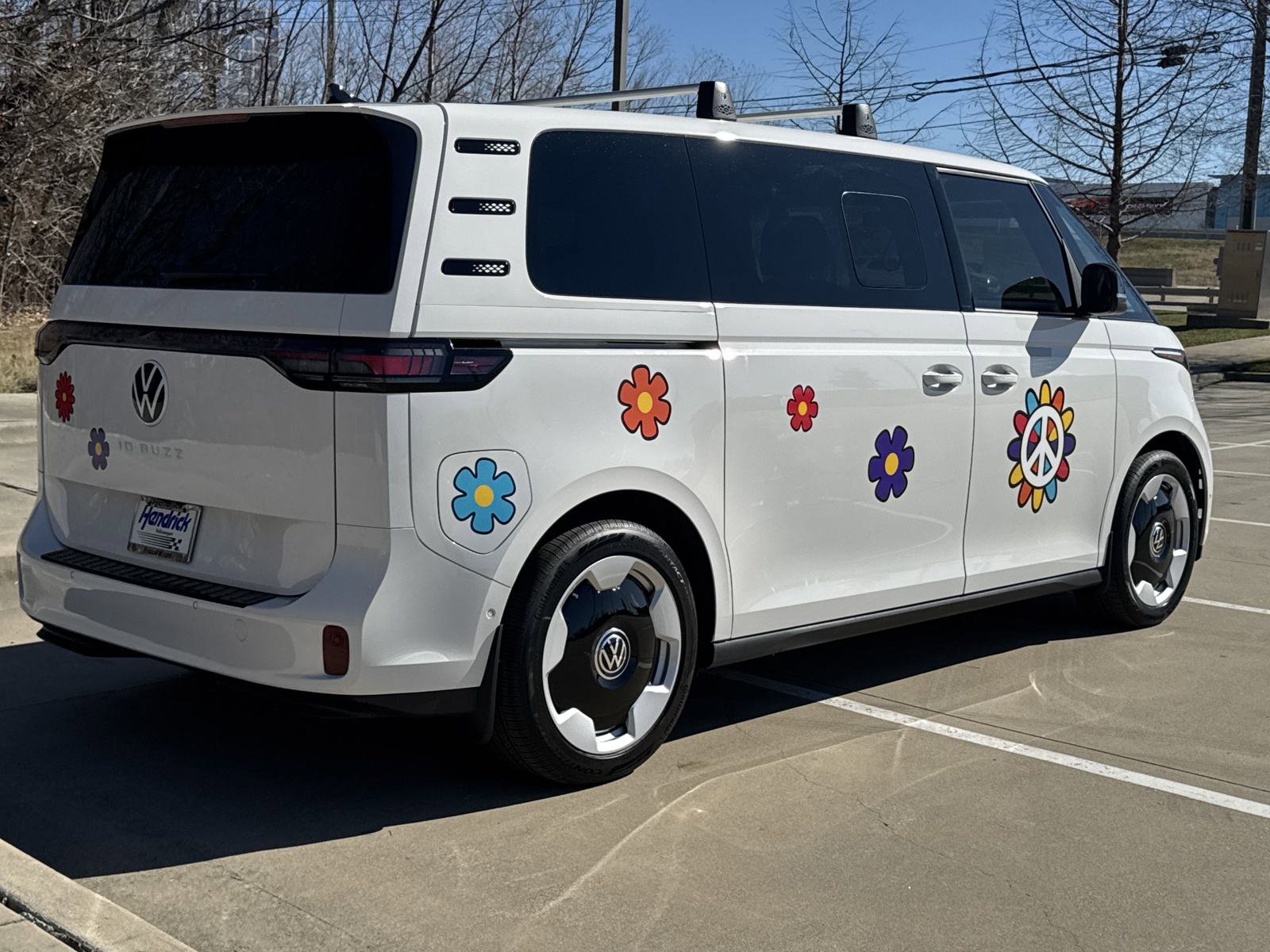 New 2025 Volkswagen ID. Buzz Pro S image 5