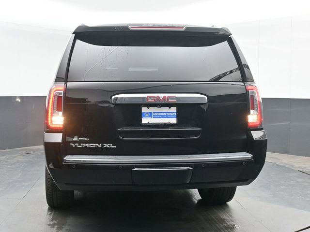 Used 2017 GMC Yukon XL Denali w/ Open Road Package AWD/4WD image 9