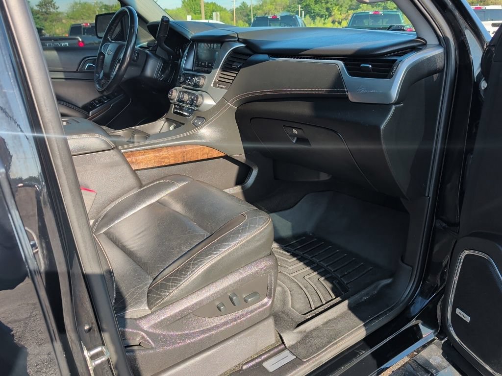 Used 2017 Chevrolet Tahoe LT w/ LT Signature Package AWD/4WD image 40
